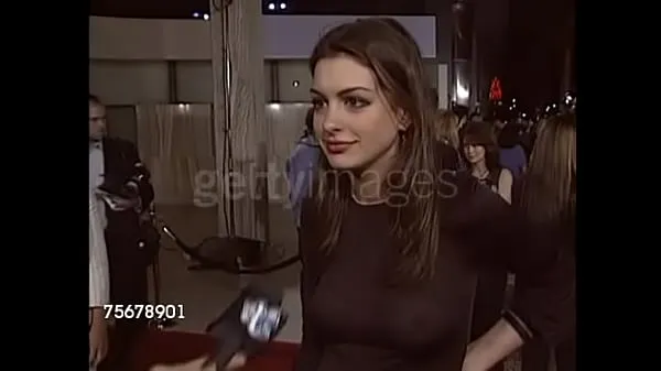 Anne Hathaway in her infamous see-through top Drive Filmlerini göster
