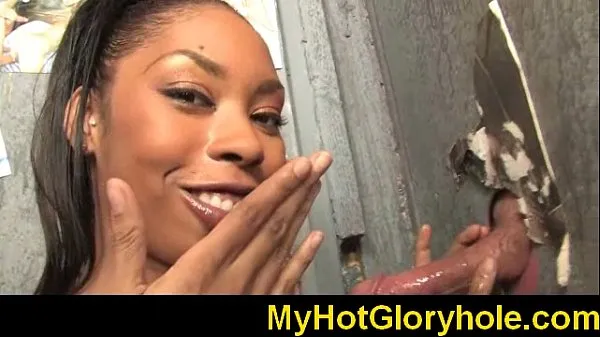 Afficher Gloryhole-Initiations-black-girl-sucking-cock17 01Drive Films