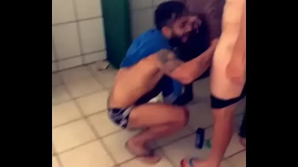 Vis Soccer team jacks off with two hands in the locker room drive-filmer