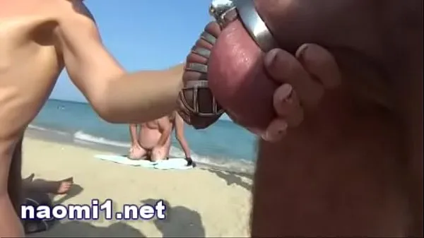 Vis piss and multi cum on a swinger beach cap d'agde drive-filmer