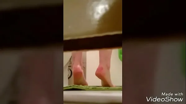Prikaži filme Voyeur twins shower roommate spydrive