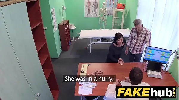 Fake Hospital Czech doctor cums over horny cheating wifes tight pussy Drive Filmlerini göster
