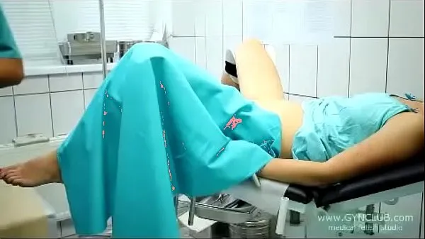 Vis beautiful girl on a gynecological chair (33 drev-film