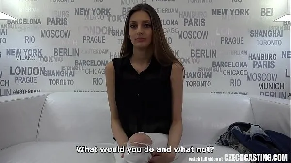 Pokaż filmy z 19 YO m. Denisa wants to be a model jazdy