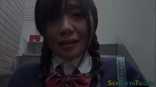 Zobraziť filmy z jednotky Japanese teen flashing