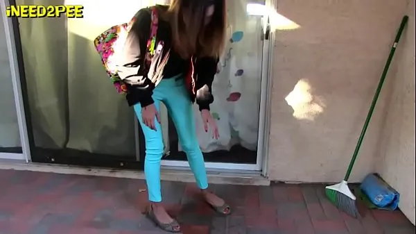 Vis New girls pissing their pants in public real wetting 2018 drev-film