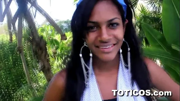 dominican teen 드라이브 영화 표시