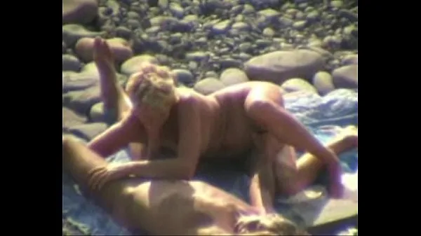 Pokaż filmy z Beach voyeur amateur oral sex jazdy