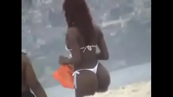 Pokaż filmy z Beach bikini mulatto jazdy