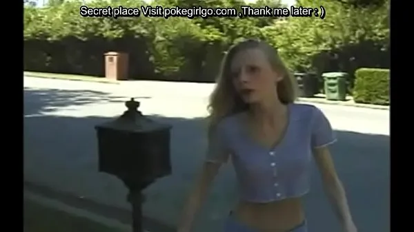 Mostra Cinderellas Skinny Teen Asshole Filled in GarageDrive Film