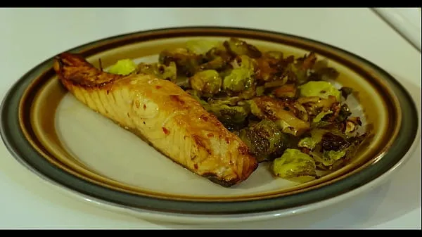 Zobraziť filmy z jednotky PORNSTAR DIET E1 - Spicy Chinese AirFryer Salmon Recipe Recipes dinner time healthy healthy celebrity chef weight loss