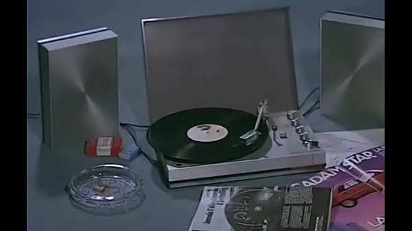 Zobrazit filmy z disku French vintage: Pervy couple