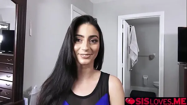 Jasmine Vega asked for stepbros help but she need to be naked Drive Filmlerini göster