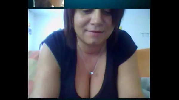 Italian Mature Woman on Skype ڈرائیو موویز دکھائیں