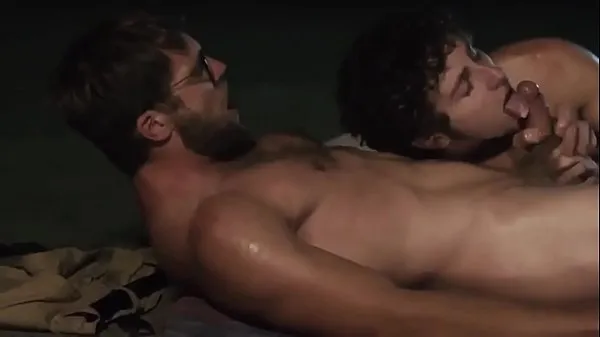 Zobraziť filmy z jednotky Romantic gay porn