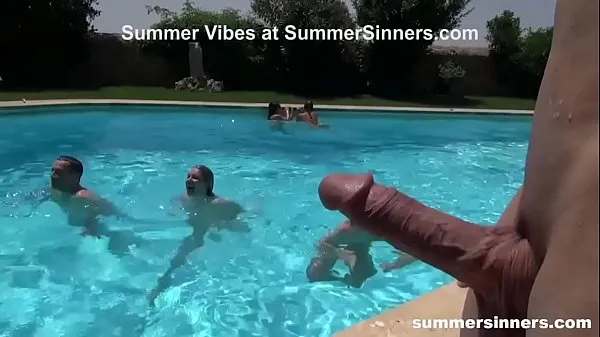 Zobrazit filmy z disku Summer Sinners Party