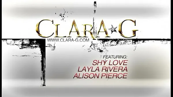 显示Layla Rivera with Shy Love and Allison Pierce驱动器电影