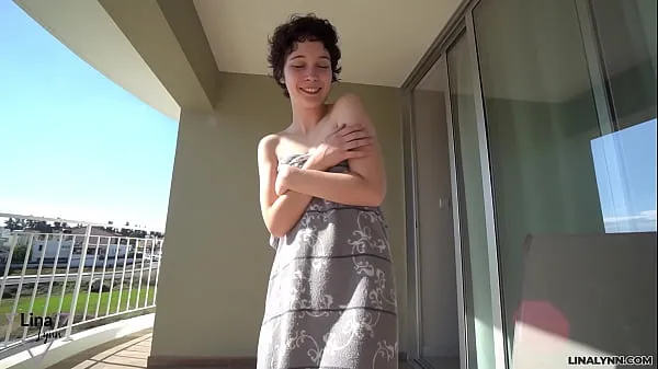 First FUCK outdoors! LinaLynn on the hotel balcony 드라이브 영화 표시