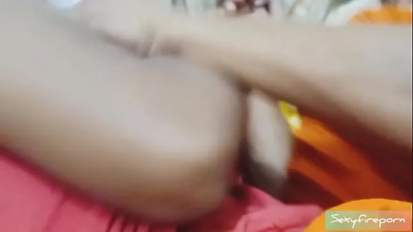 Tampilkan Desi couple doing heavy sex mendorong Film