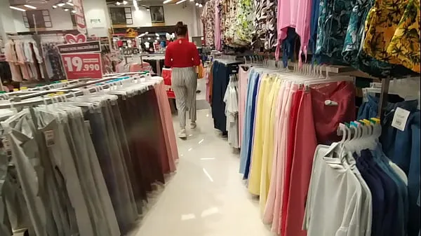 Show I chase an unknown woman in the clothing store and show her my cock in the fitting rooms drive Movies