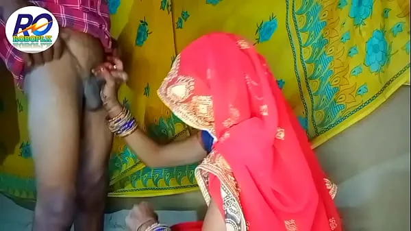 Εμφάνιση ταινιών Desi village bhabhi saree removing finger karke jordaar chudai drive