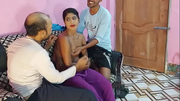 Afficher Trio amateur Belle fille excitée avec deux chaudes se fait baiser par deux hommes dans une pièce sexe bengali ,,,, Hanif et Mst Sumona et Manik MiaDrive Films