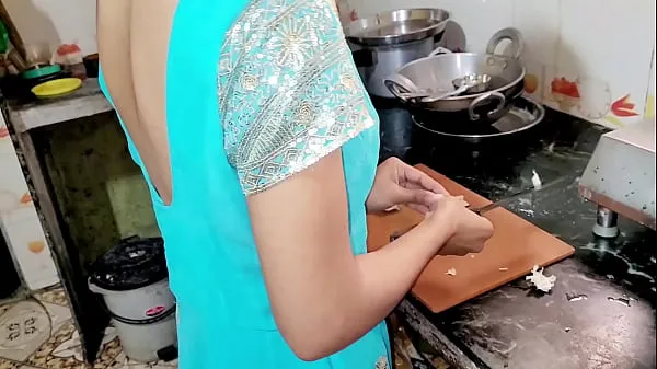Visa Desi Bhabhi Was Working In The Kitchen When Her Husband Came And Fucked drivfilmer