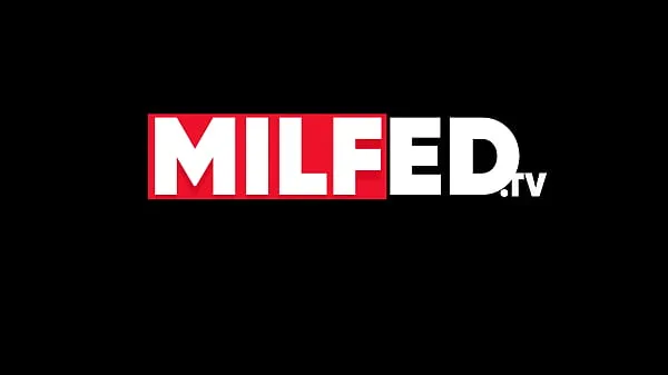 แสดง Fucking My sMom in Law by Surprise & We Almost Got Caught — MILFED ขับเคลื่อนภาพยนตร์