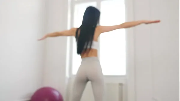 Εμφάνιση ταινιών Fit18 - Simon Kitty - All Natural Big Tits Latvian Girl Has Gym Sex drive